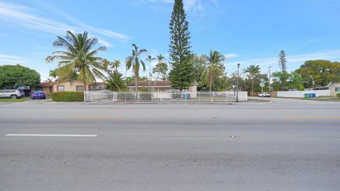 1041 NW 199th St Miami FL 33169