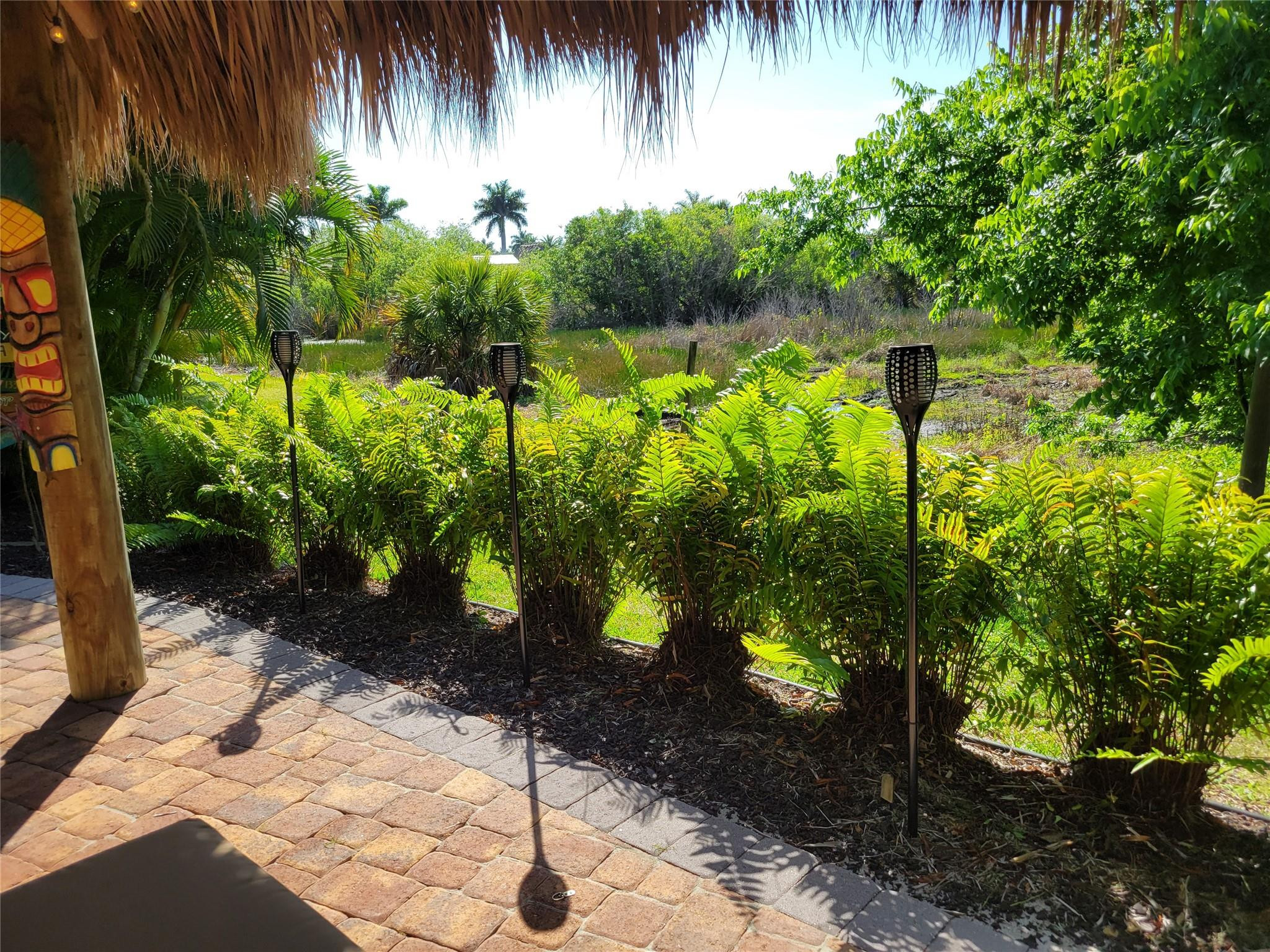 SILVER PALMS RV VILLAGE - Land