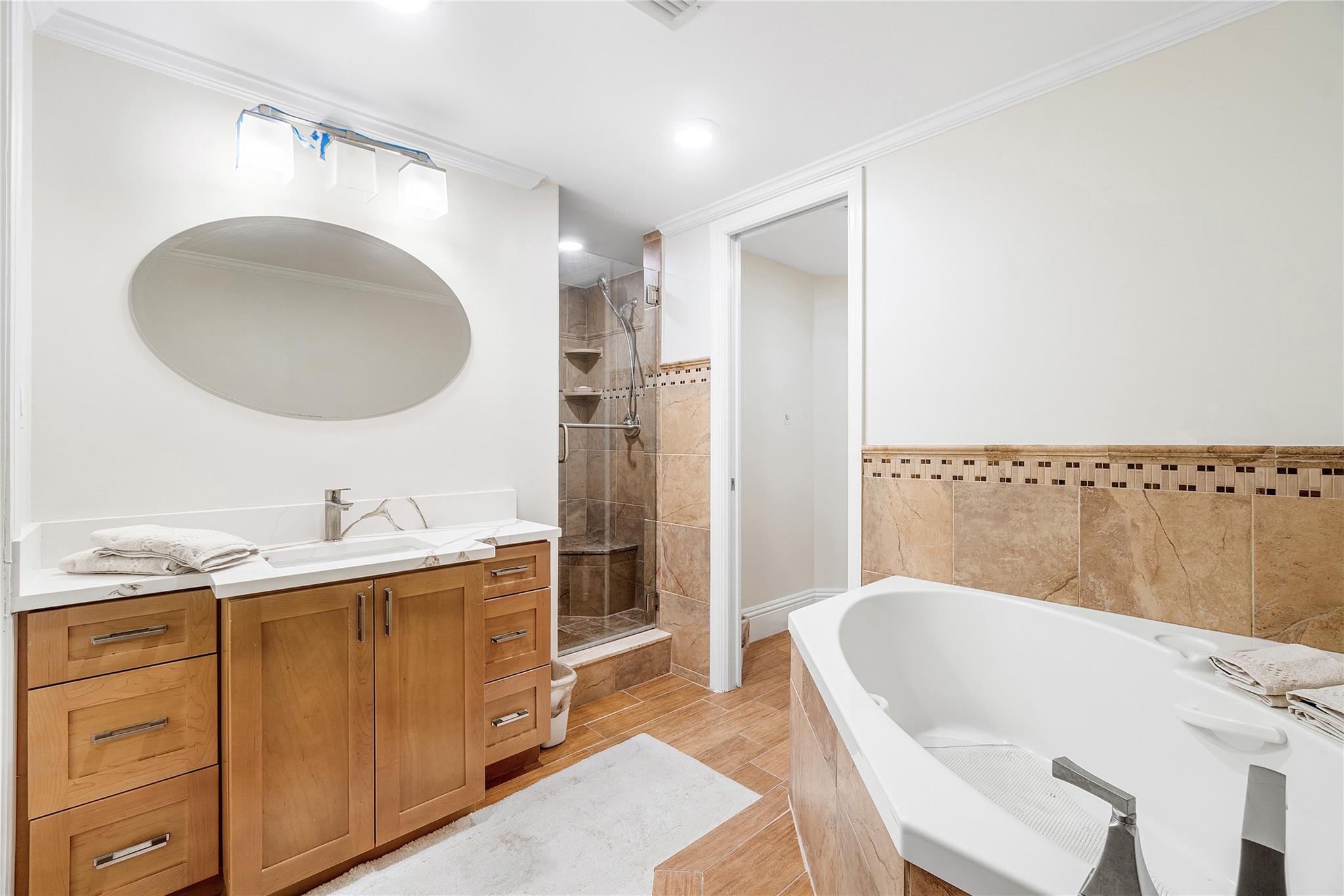 Mizner Court Condo 01 - Residential Lease