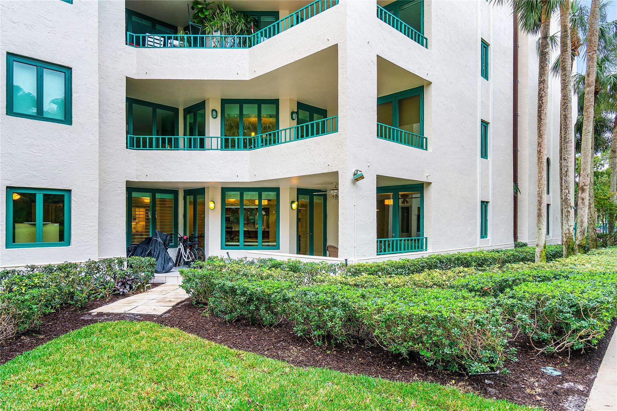 Mizner Court Condo 01 - Residential Lease