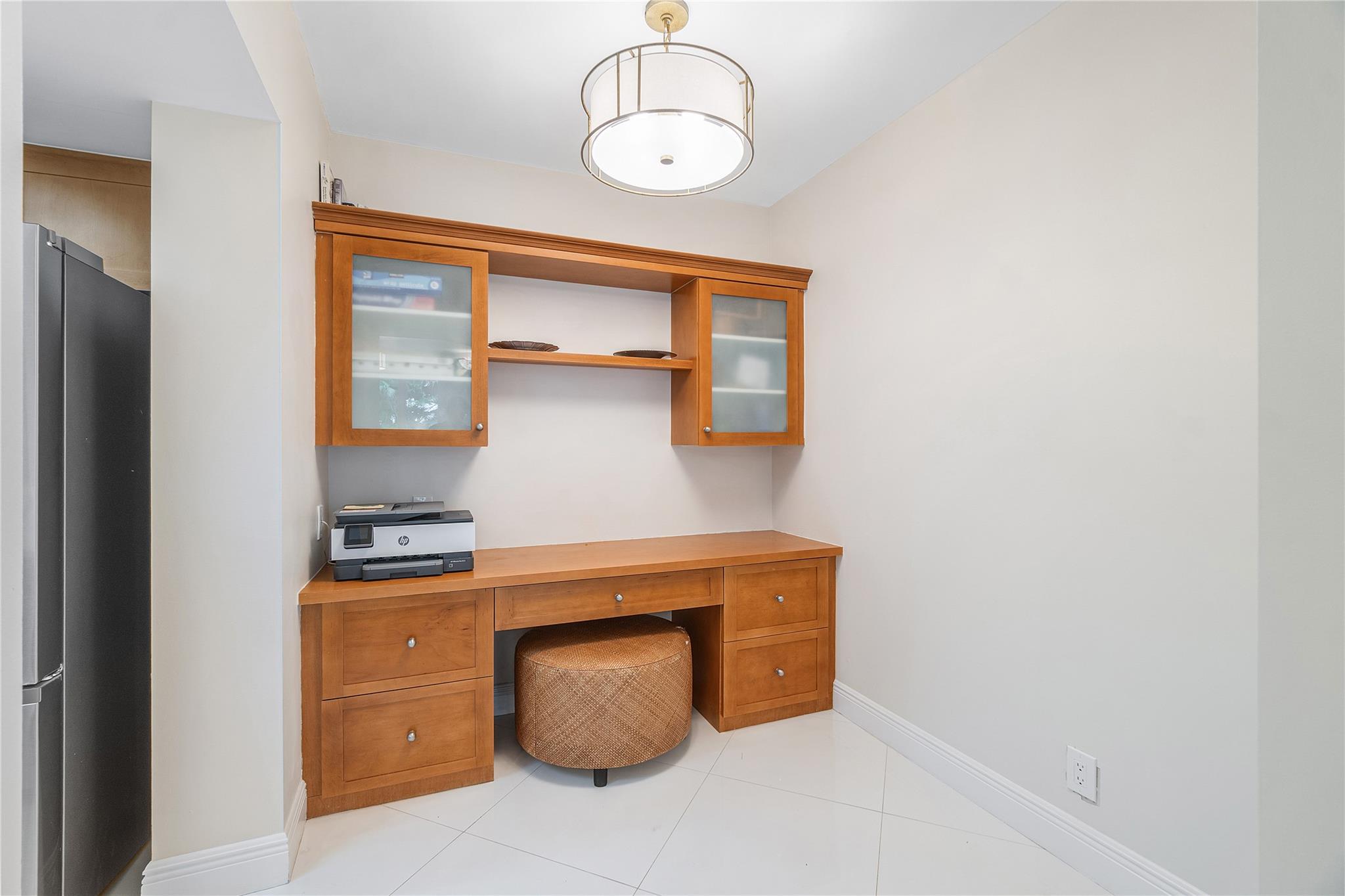 Mizner Court Condo 01 - Residential Lease