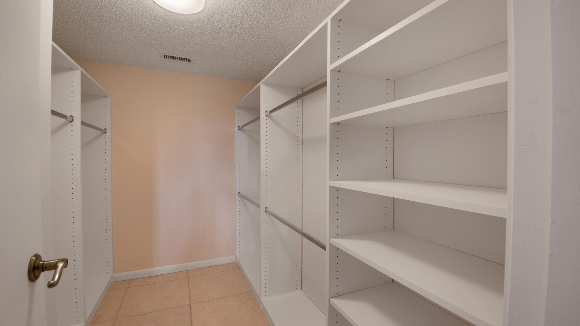LUCERNE LAKES GOLF COLONY - Residential