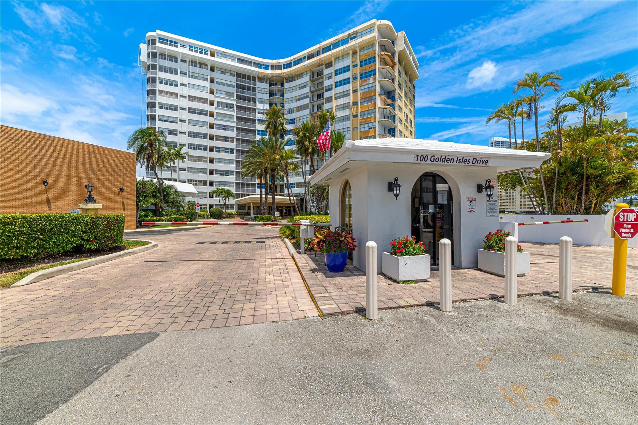 100 Golden Isles Drive