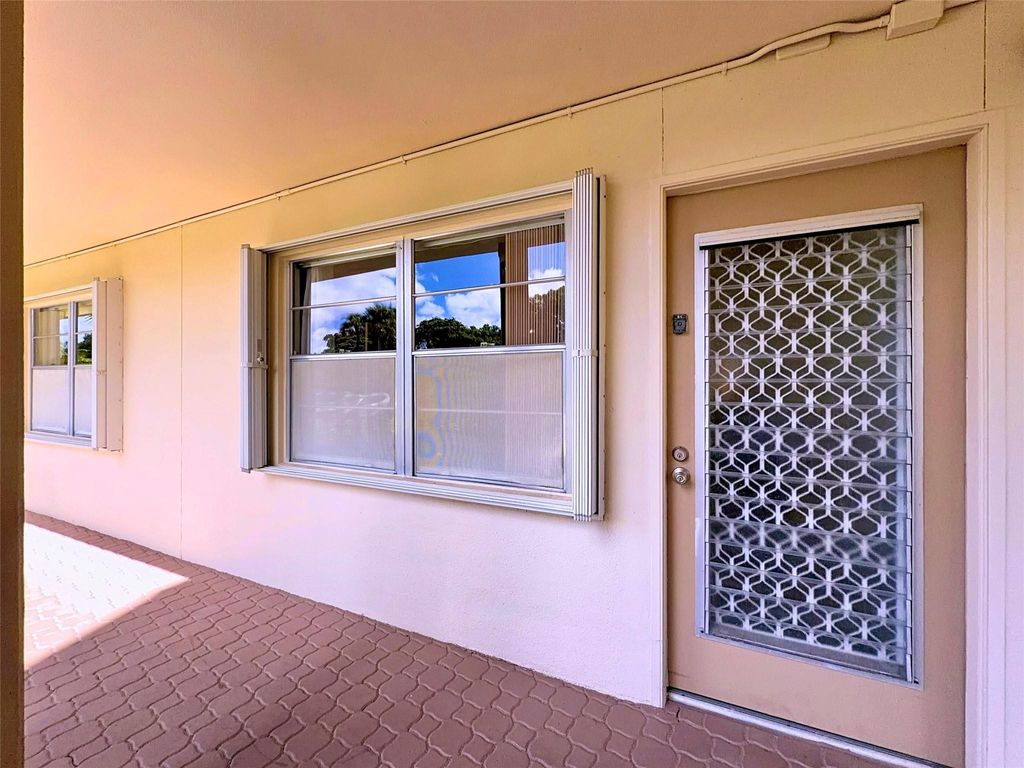 Photo of 2801 Victoria Way #K1, Coconut Creek, FL 33066 (MLS # F10529722)