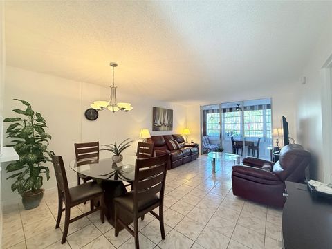 A home in Lauderdale Lakes