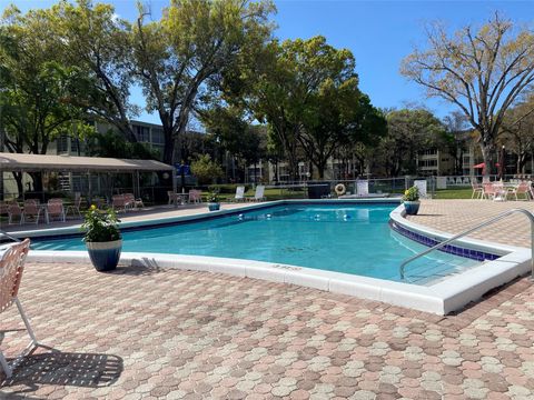 A home in Lauderdale Lakes