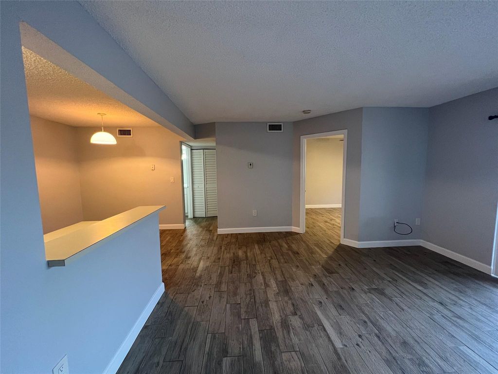Photo of 400 Palm Circle W #Unit 302, Pembroke Pines, FL 33025 (MLS # B26006356)