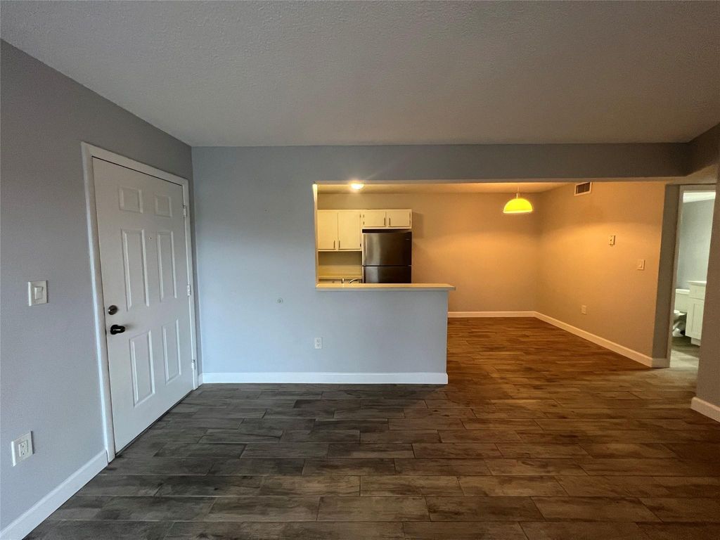 Photo of 400 Palm Circle W #Unit 302, Pembroke Pines, FL 33025 (MLS # B26006356)