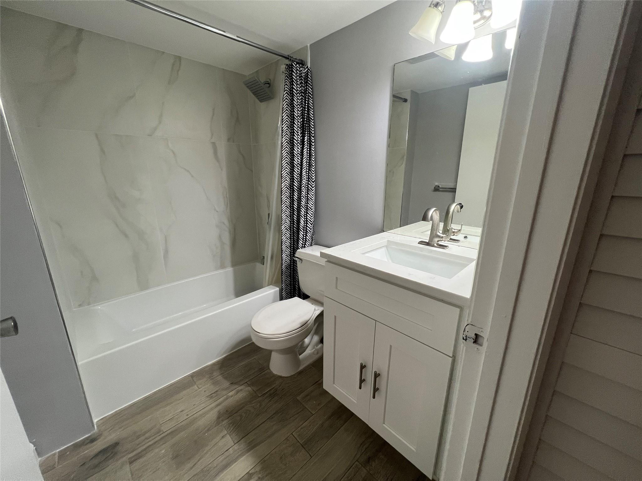 The Palms Of Pembroke Con - Residential Lease