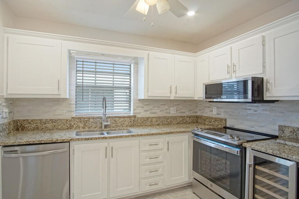 Photo of 1013 Pheasant Run Drive #0, Fort Pierce, FL 34982 (MLS # R10956545)