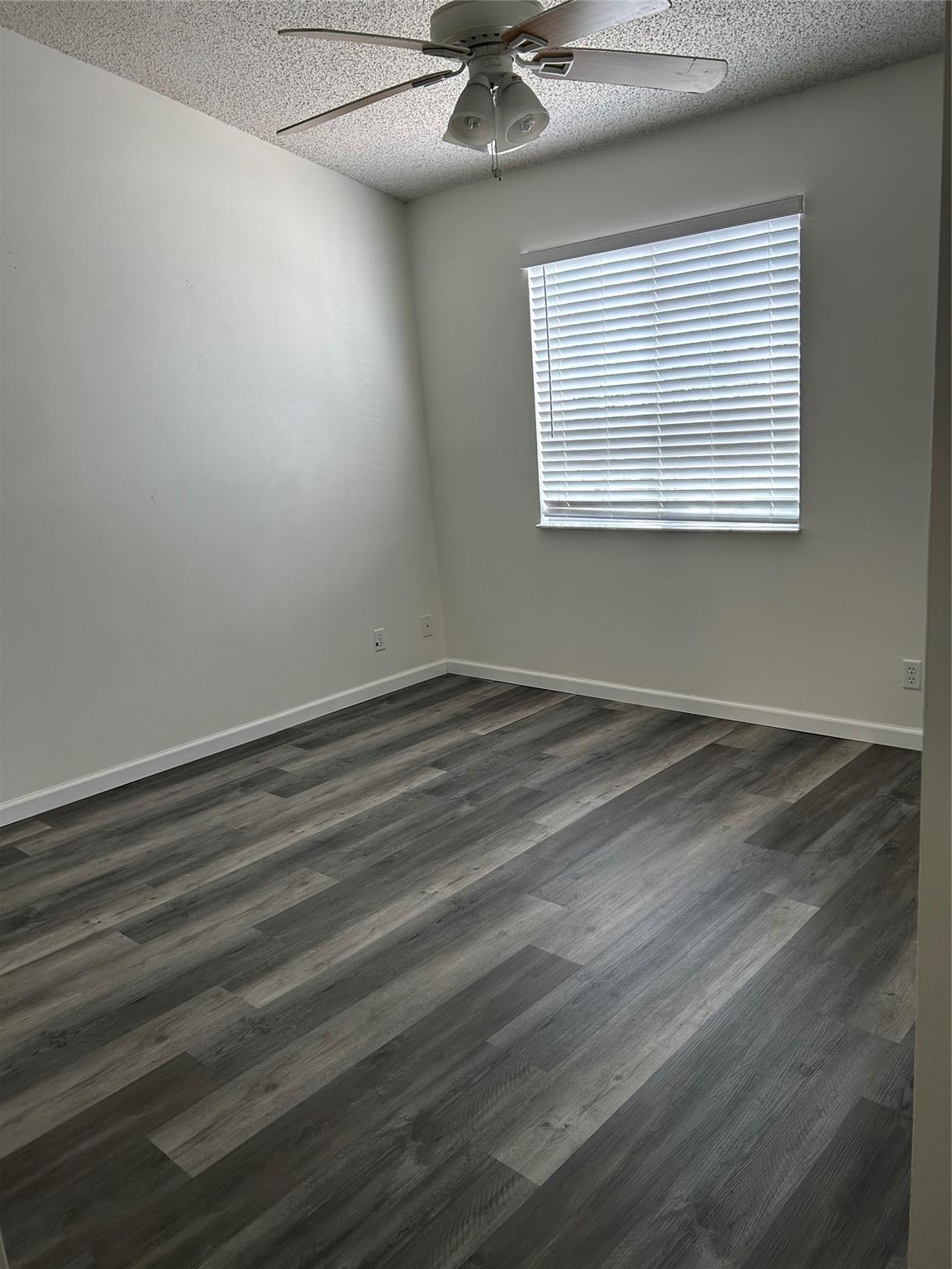 Parkland Terraces 155-48 - Residential Lease