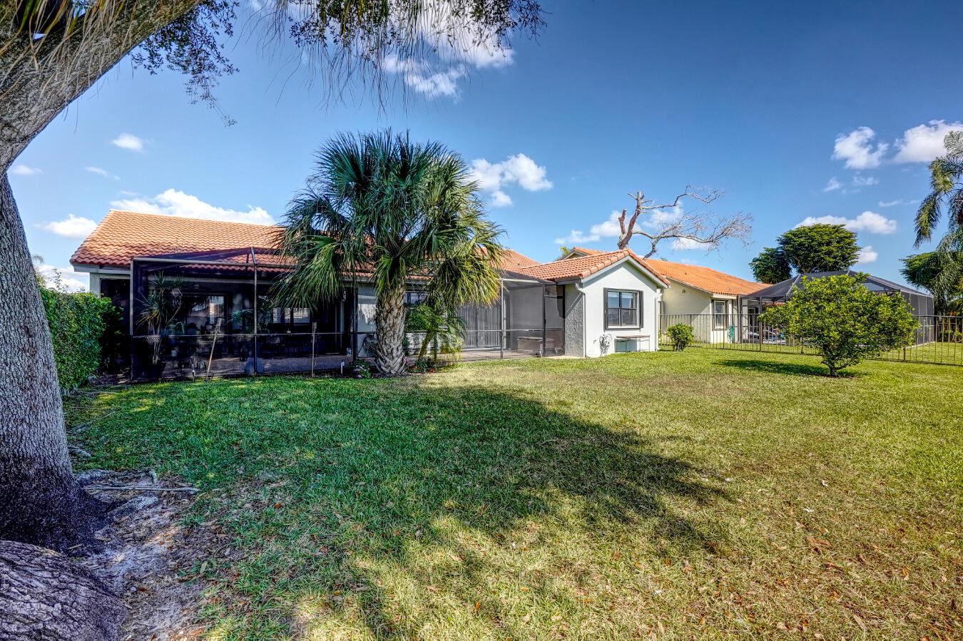 LAKES OF SHERBROOKE PH 8 - Residential