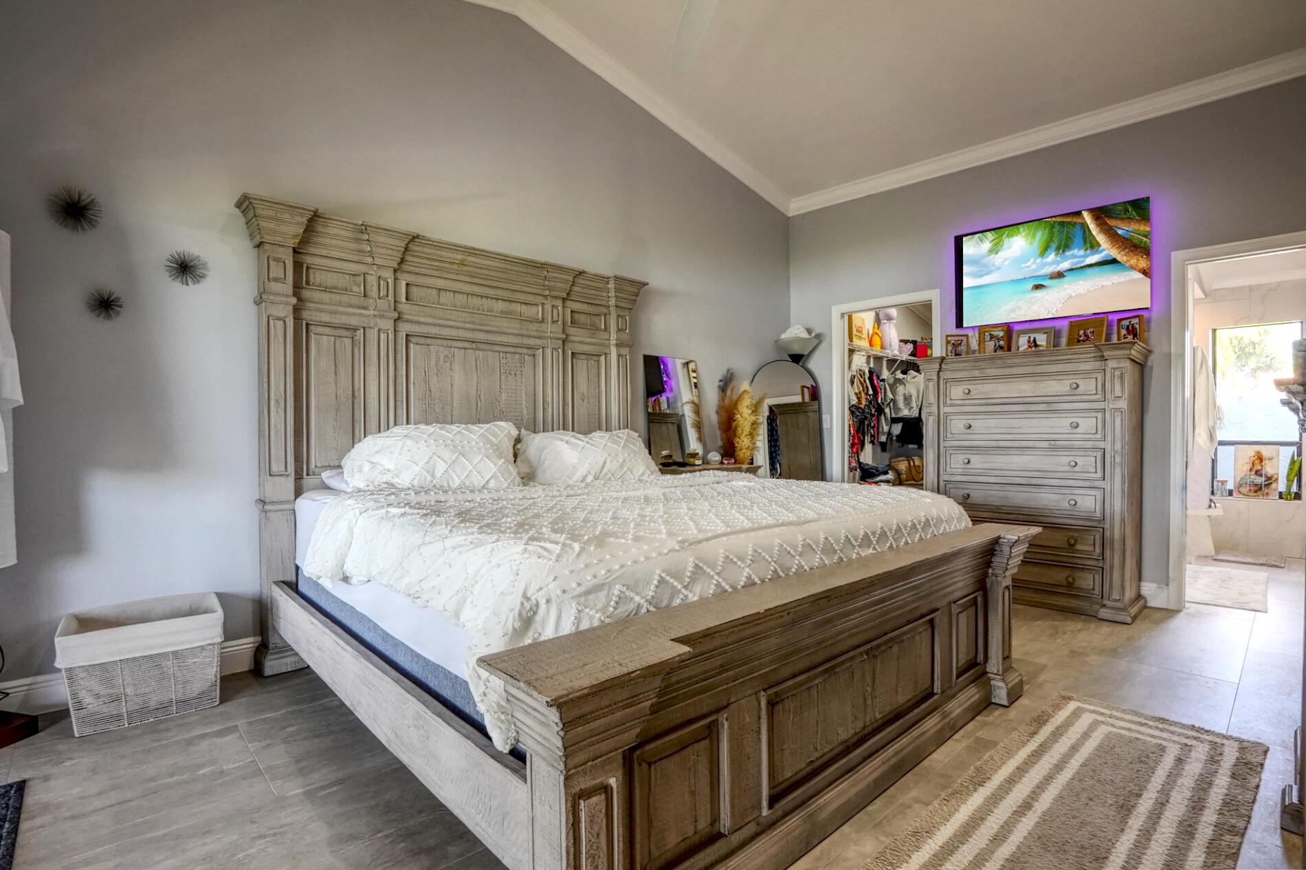 LAKES OF SHERBROOKE PH 8 - Residential