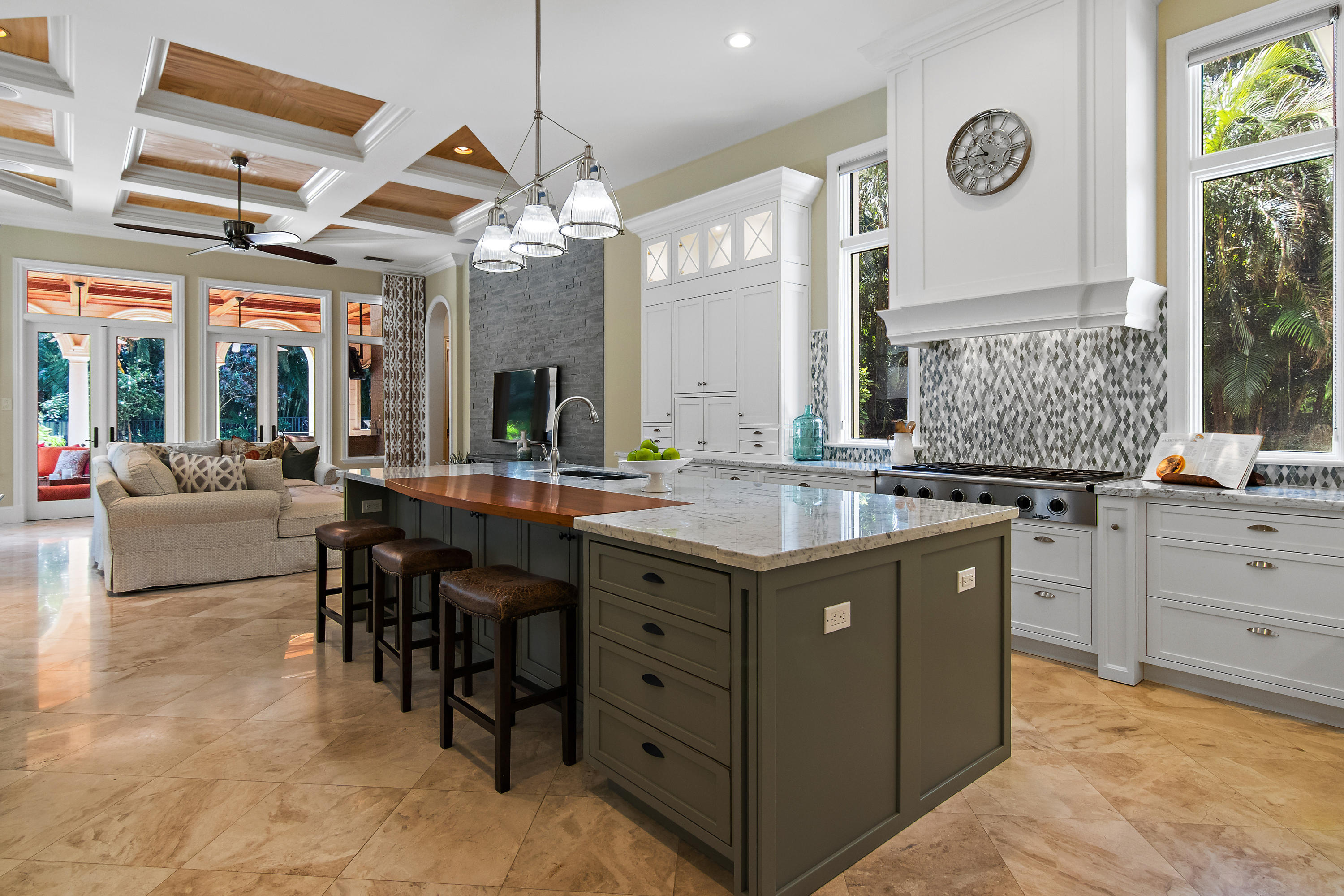 OLD PALM 4 - Residential