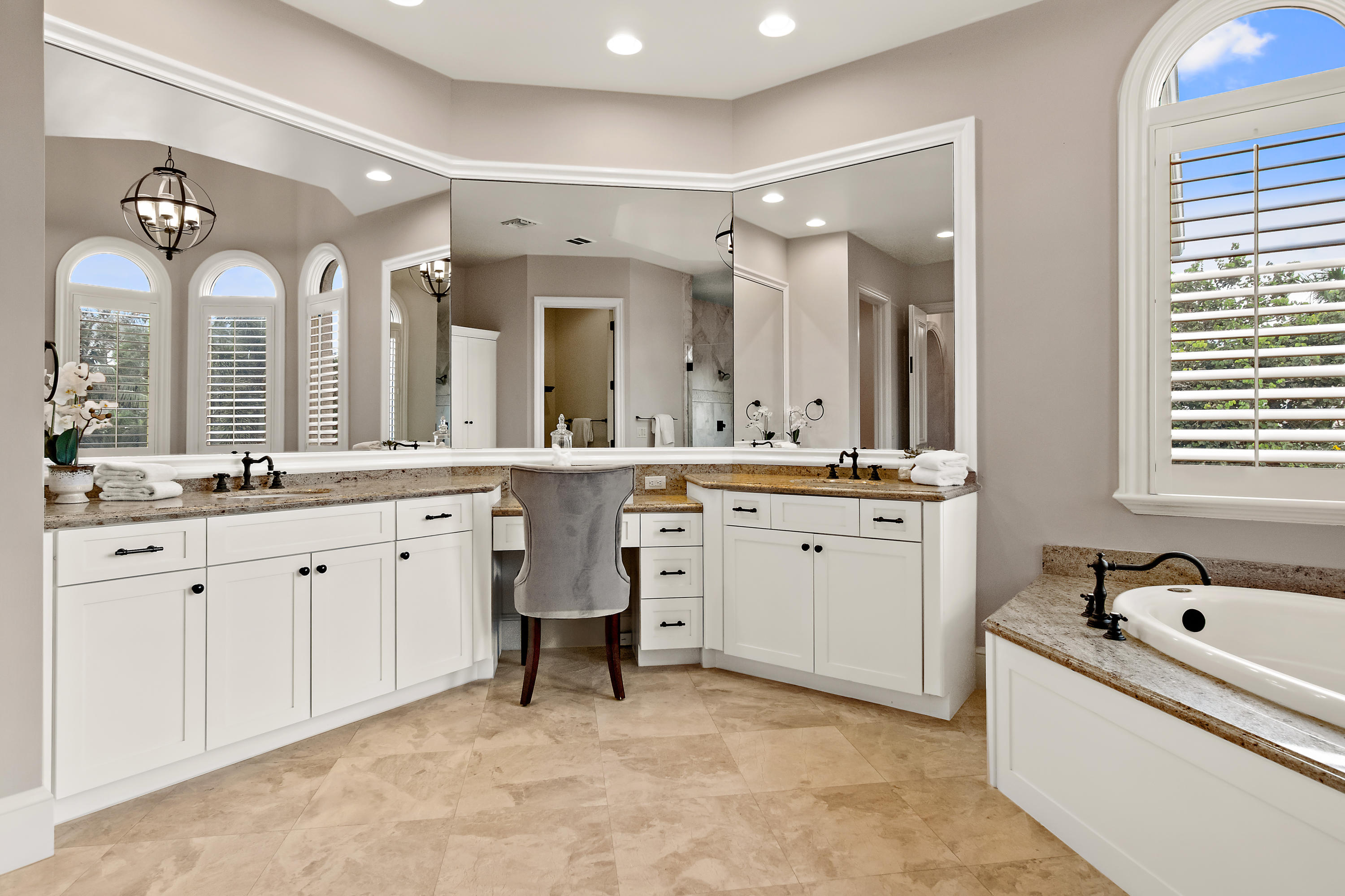 OLD PALM 4 - Residential