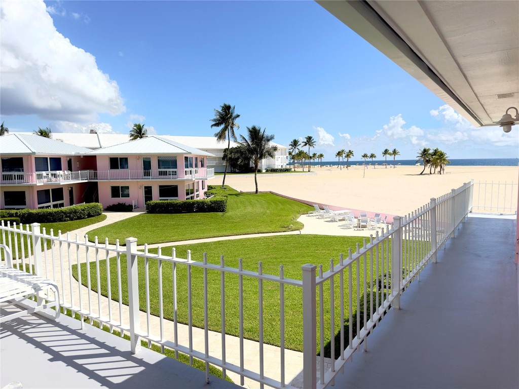 1922 S Ocean Lane 20