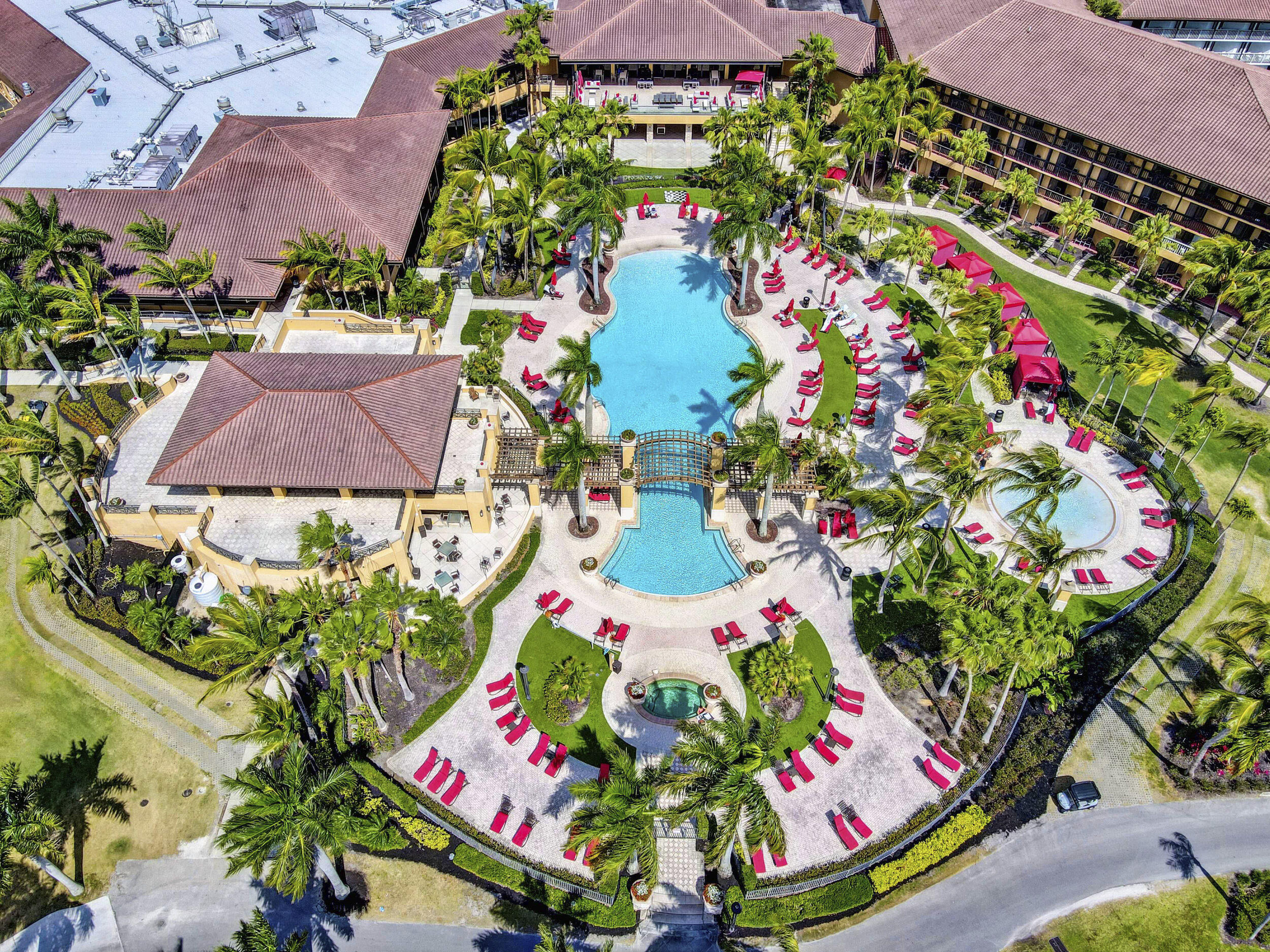 GOLF VILLAS CONDO - Residential