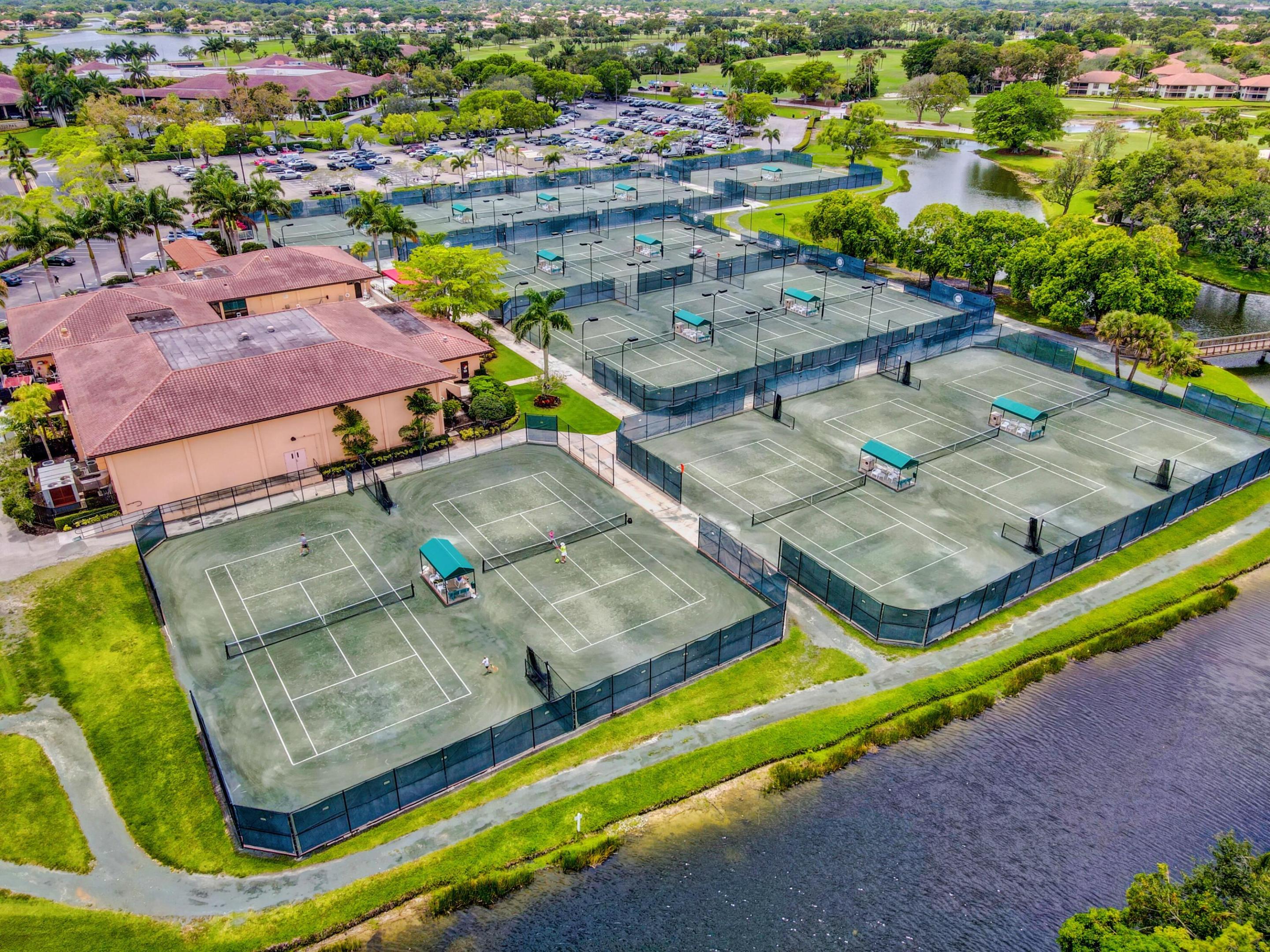 GOLF VILLAS CONDO - Residential