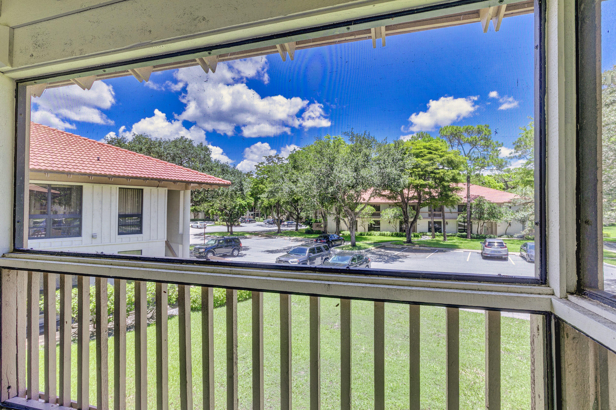 GOLF VILLAS CONDO - Residential