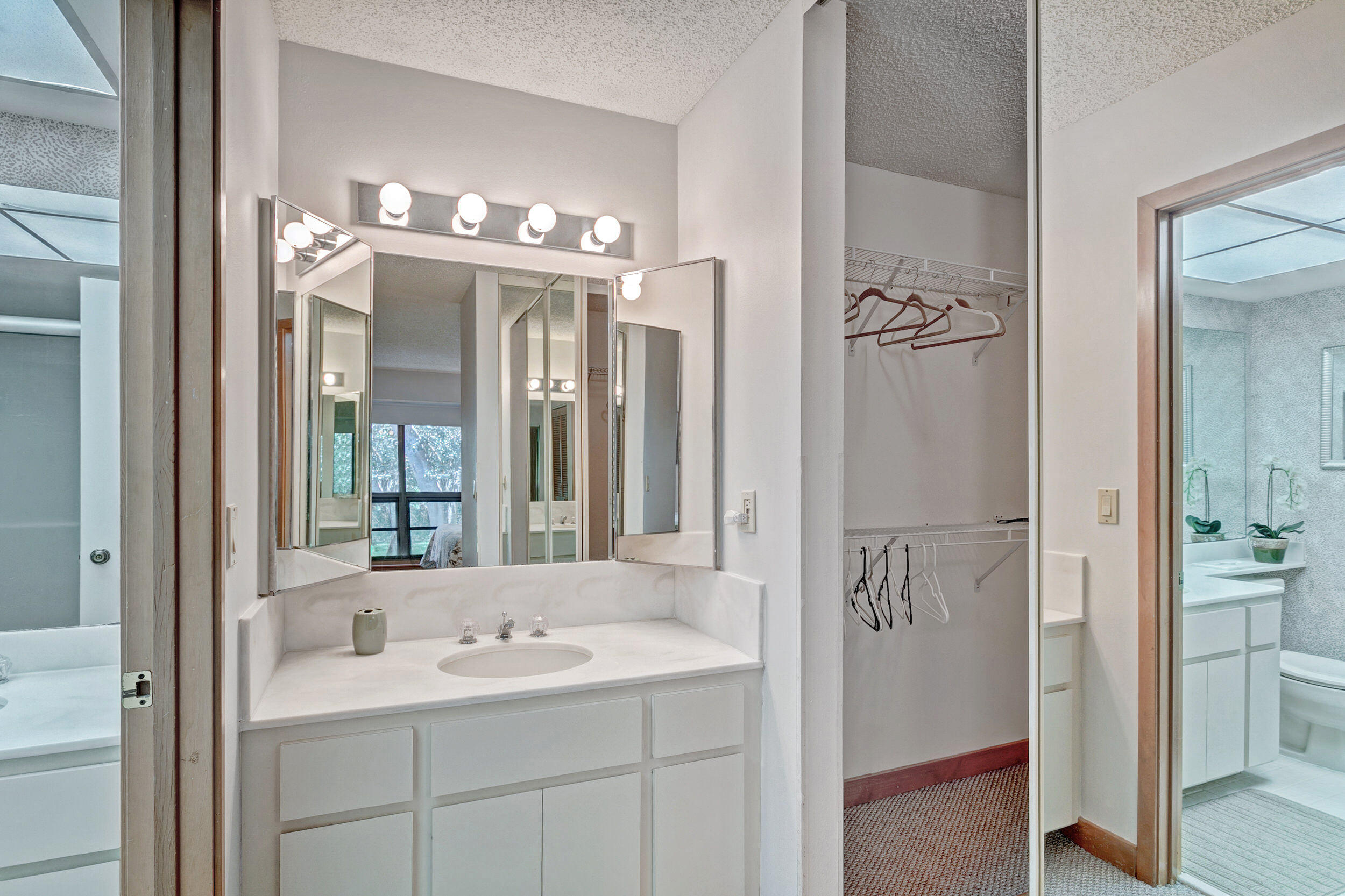 GOLF VILLAS CONDO - Residential