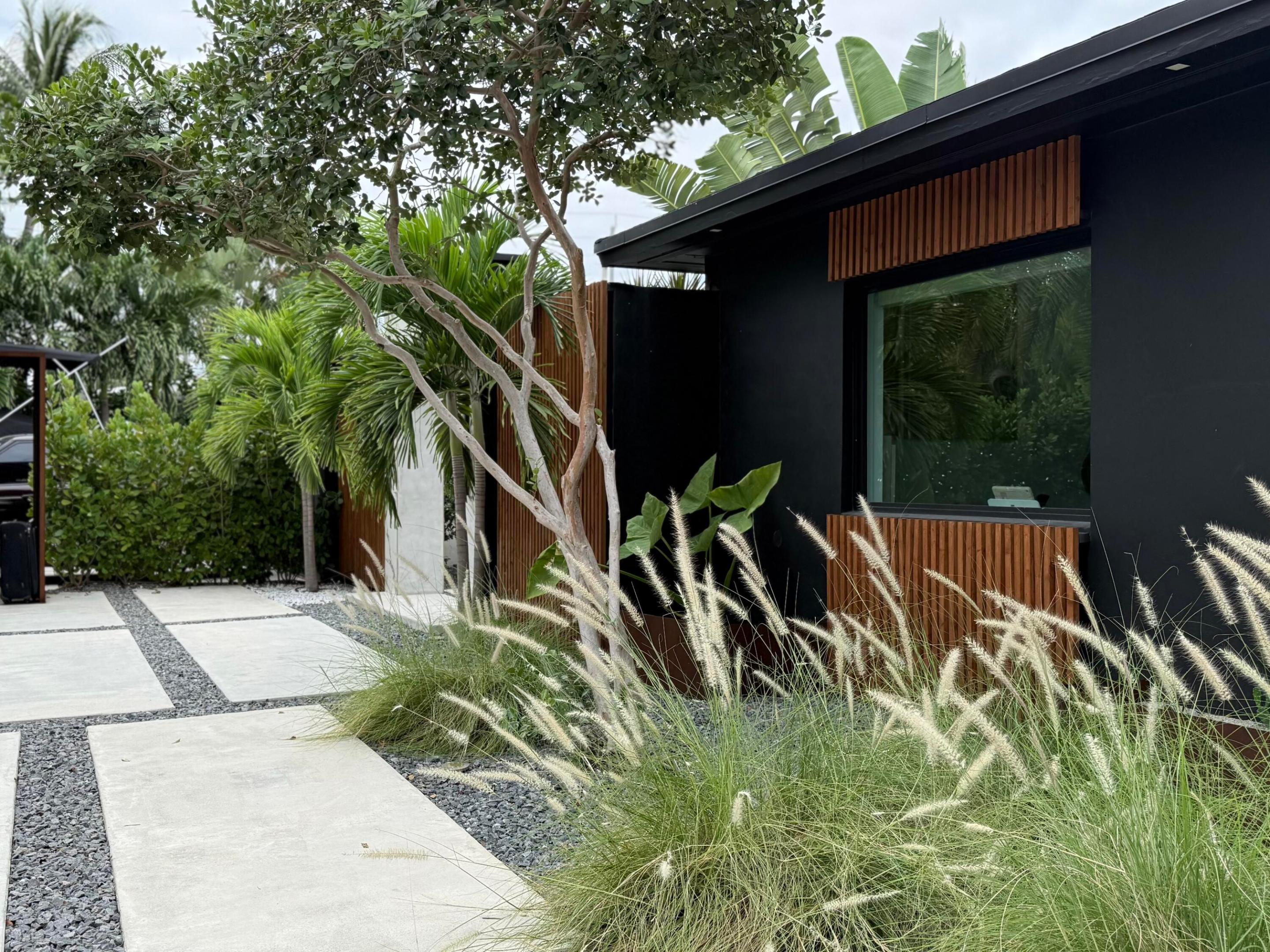 Coral Ridge North Add 24- - Residential