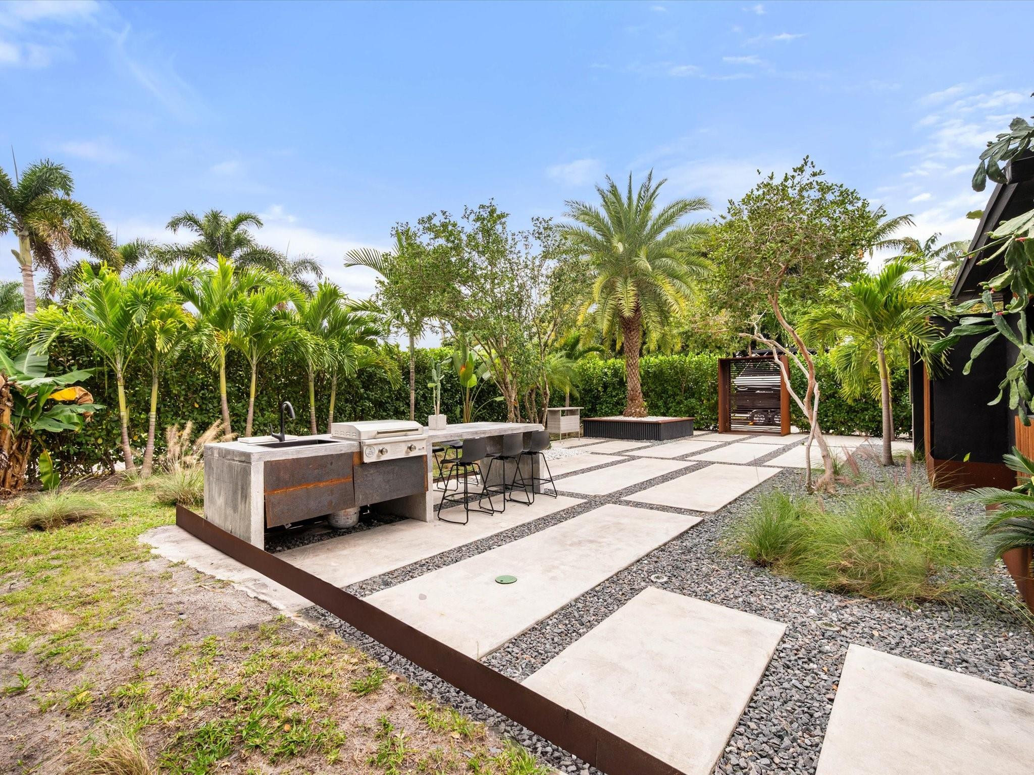 Coral Ridge North Add 24- - Residential