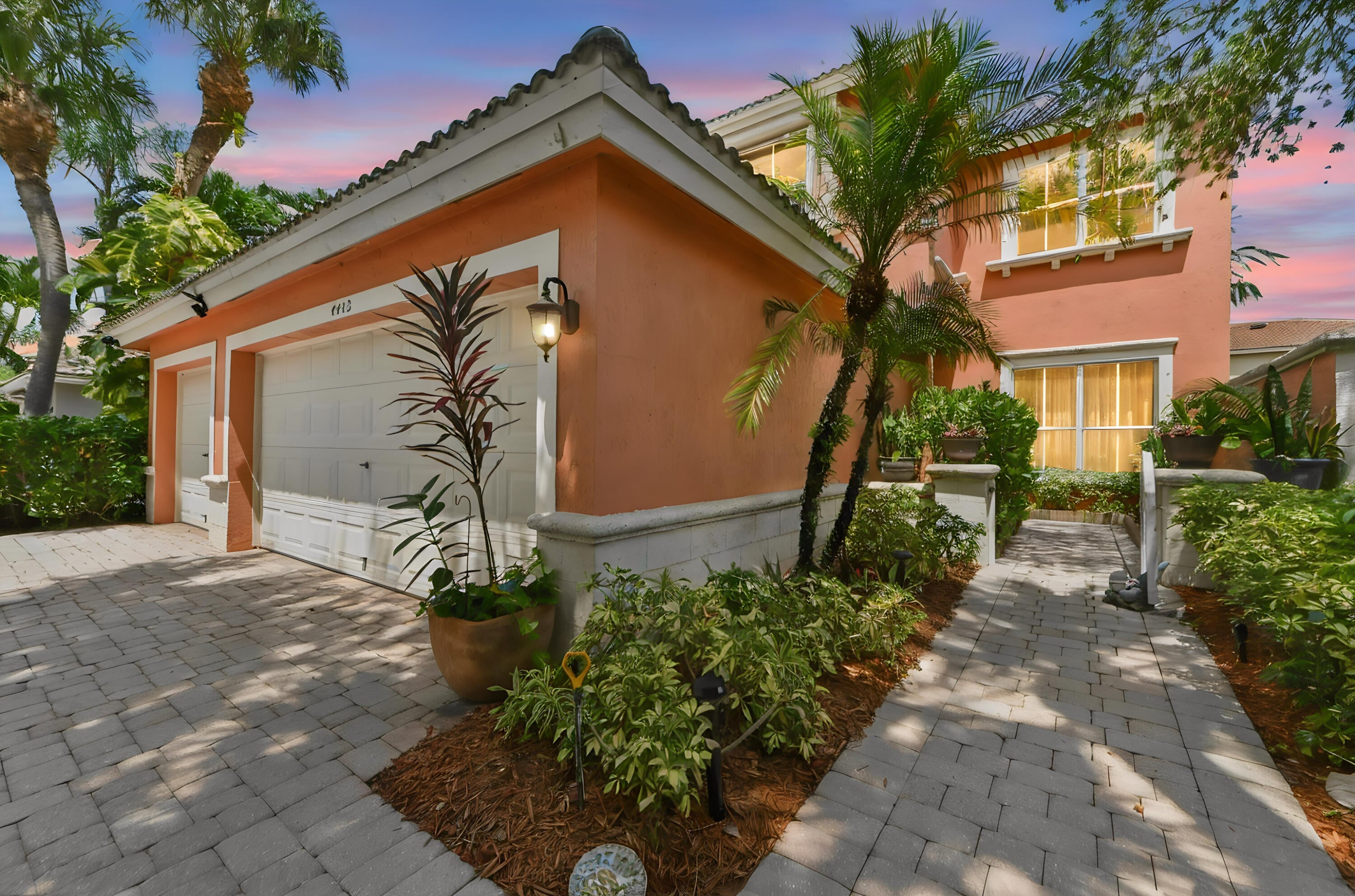 4442 ONEGA Circle