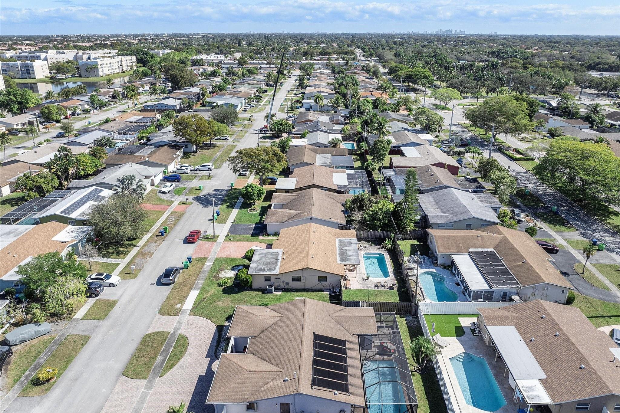 Sunrise Golf Village Sec - Residential