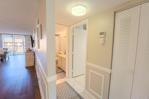 Tiny photo for 4725 E Lucerne Lakes Blvd Boulevard E #203, Lake Worth, FL 33467 (MLS # B26002631)