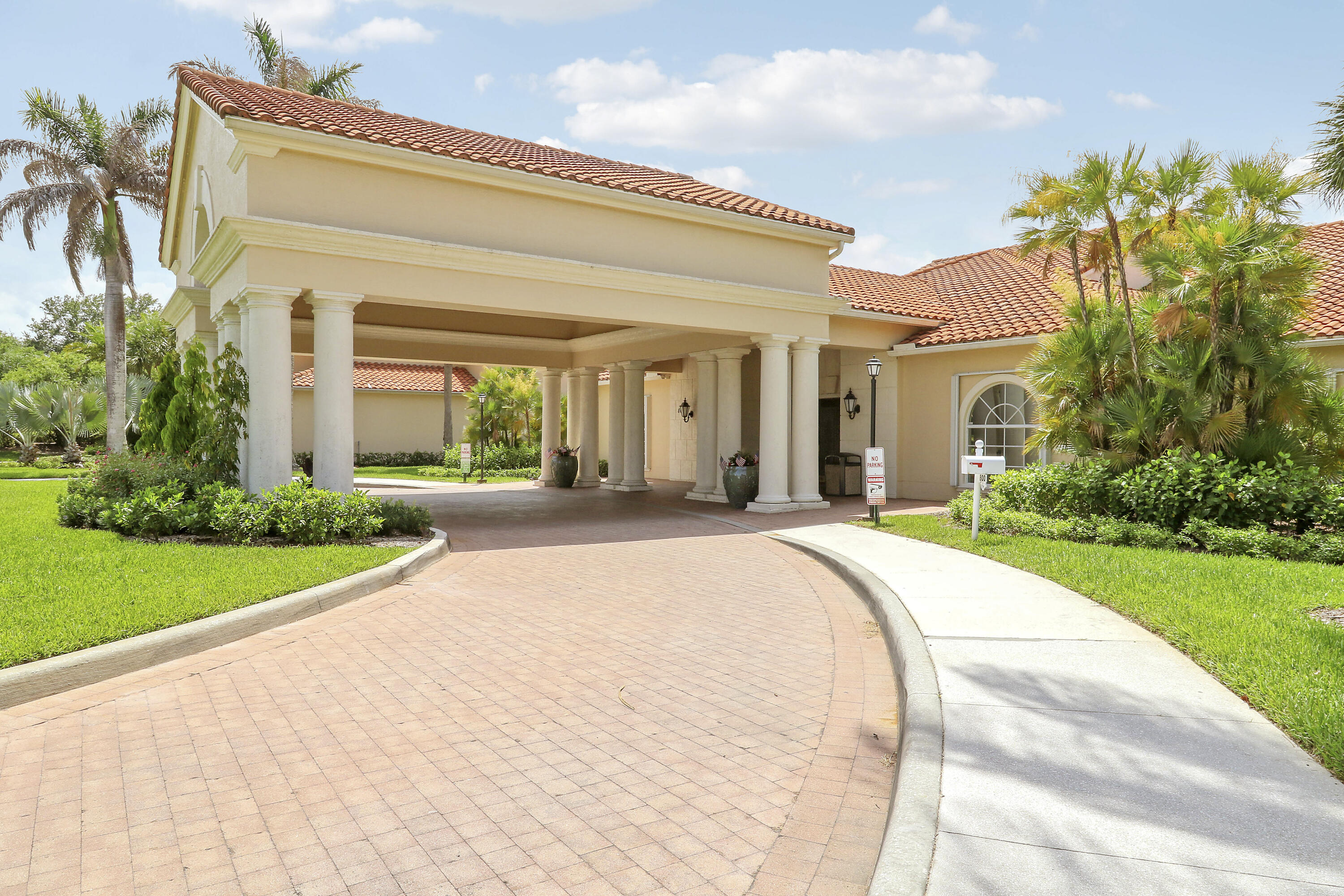 Cascades at St. Lucie West - Residential