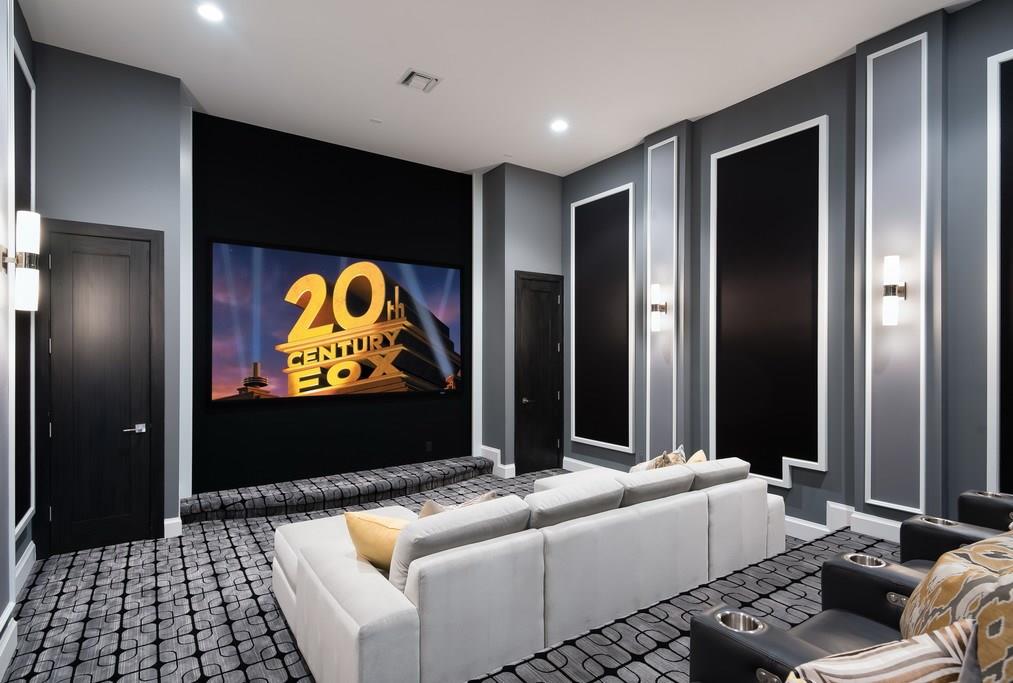 ROYAL PALM YACHT & COUNTR - Residential