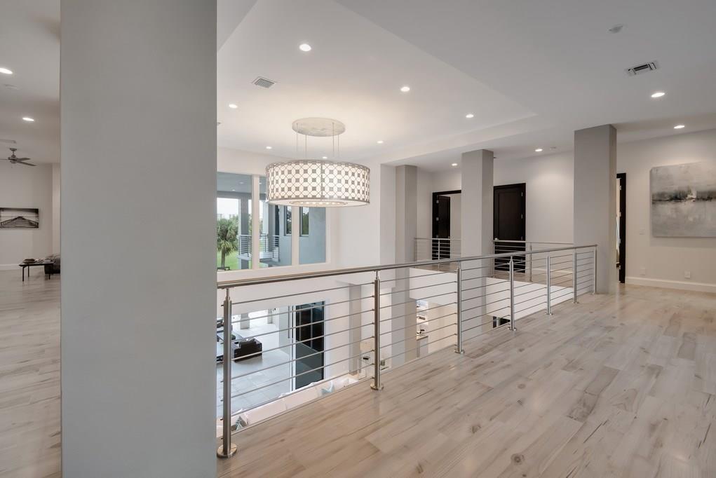 ROYAL PALM YACHT & COUNTR - Residential