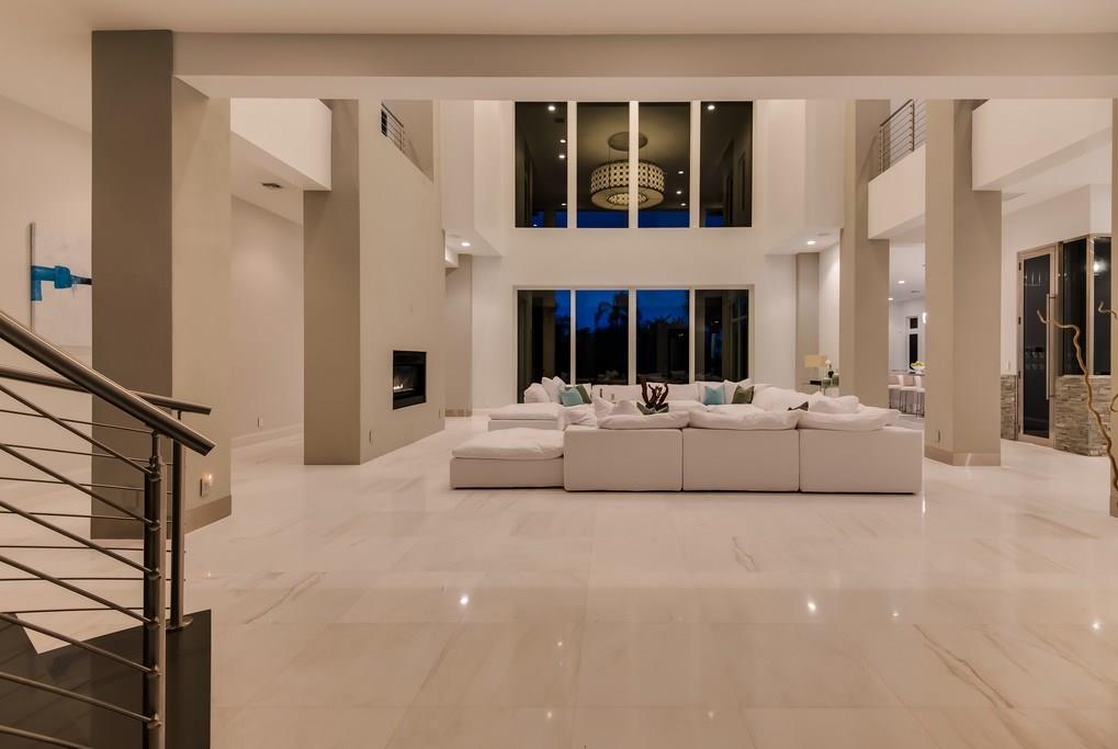 ROYAL PALM YACHT & COUNTR - Residential