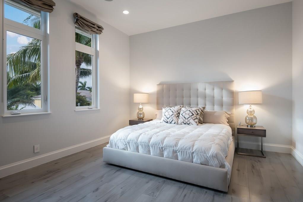 ROYAL PALM YACHT & COUNTR - Residential