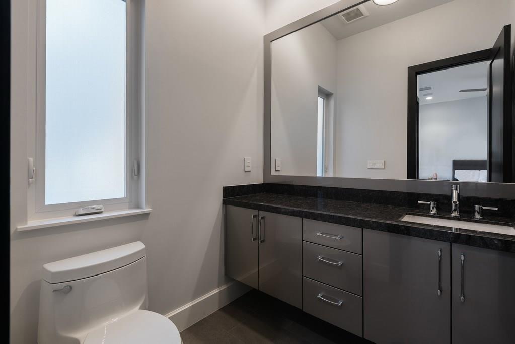 ROYAL PALM YACHT & COUNTR - Residential