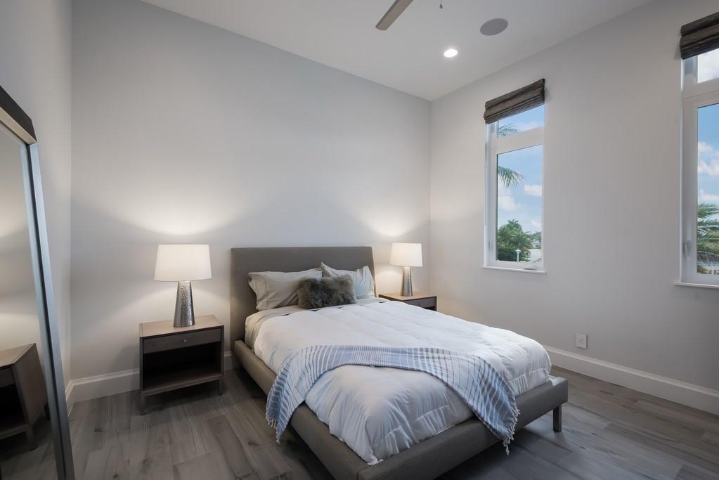 ROYAL PALM YACHT & COUNTR - Residential