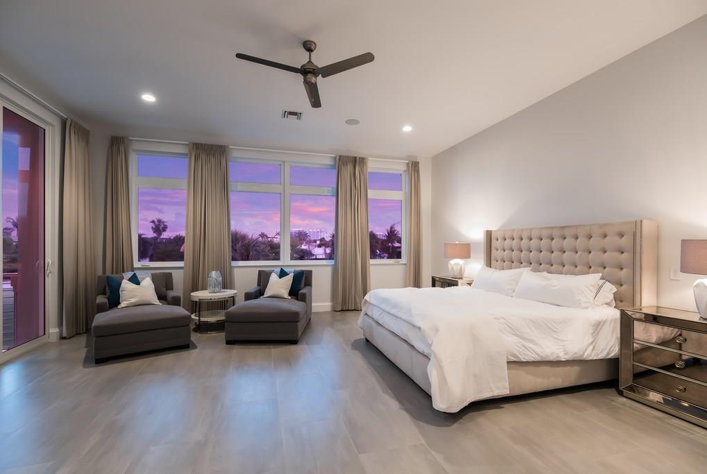 ROYAL PALM YACHT & COUNTR - Residential