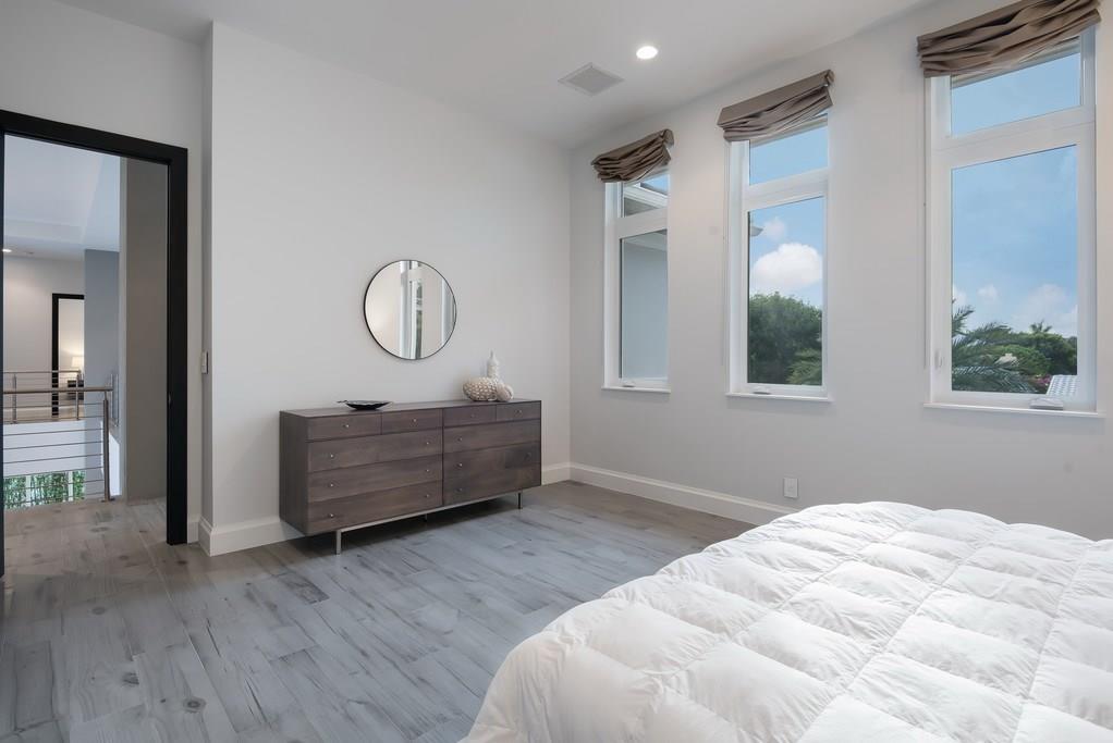 ROYAL PALM YACHT & COUNTR - Residential