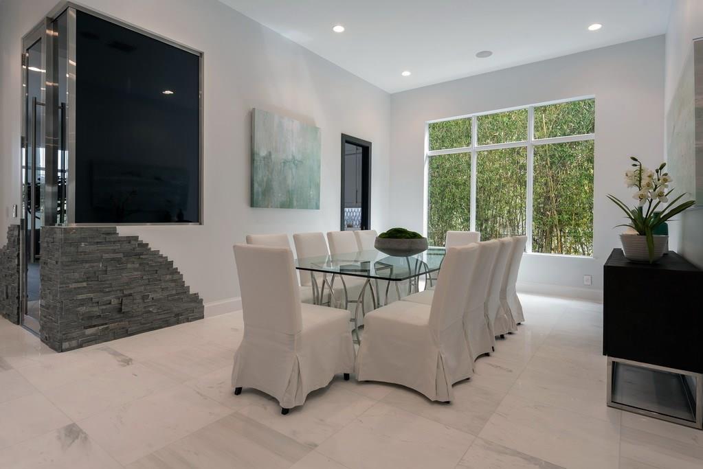 ROYAL PALM YACHT & COUNTR - Residential