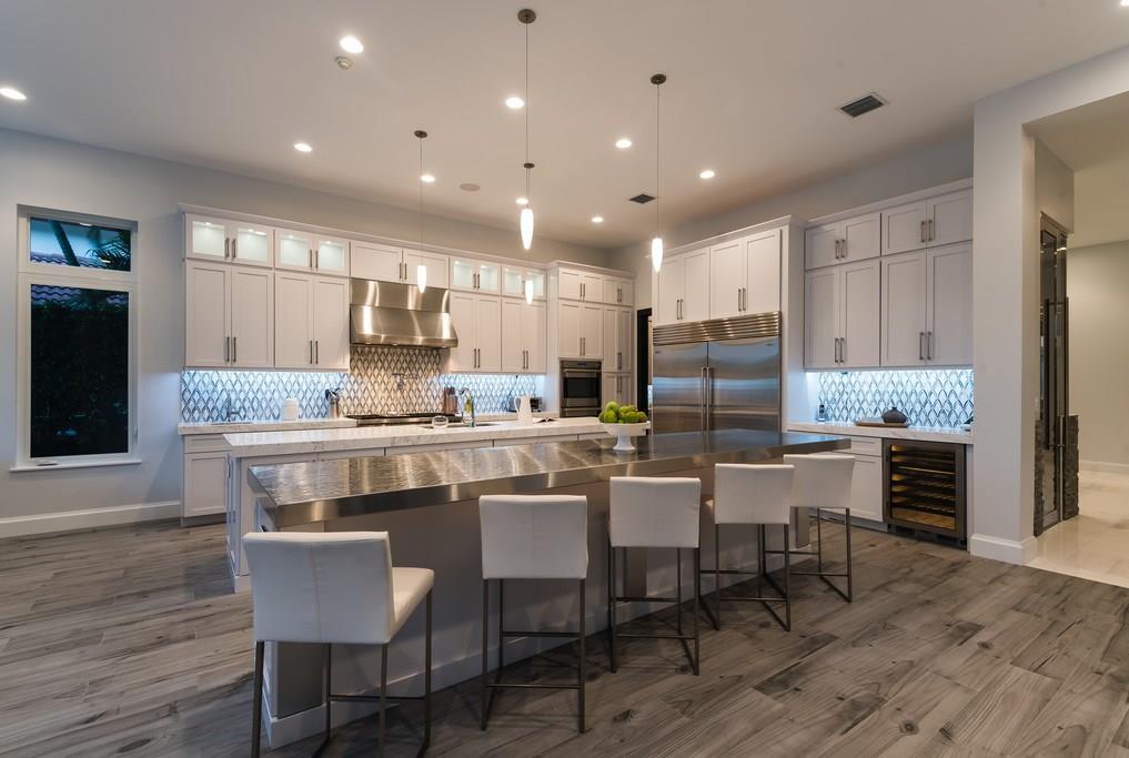 ROYAL PALM YACHT & COUNTR - Residential