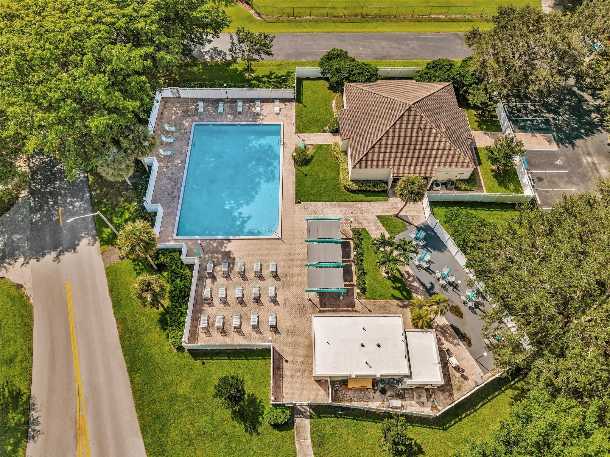 Rolling Hills Golf & - Residential