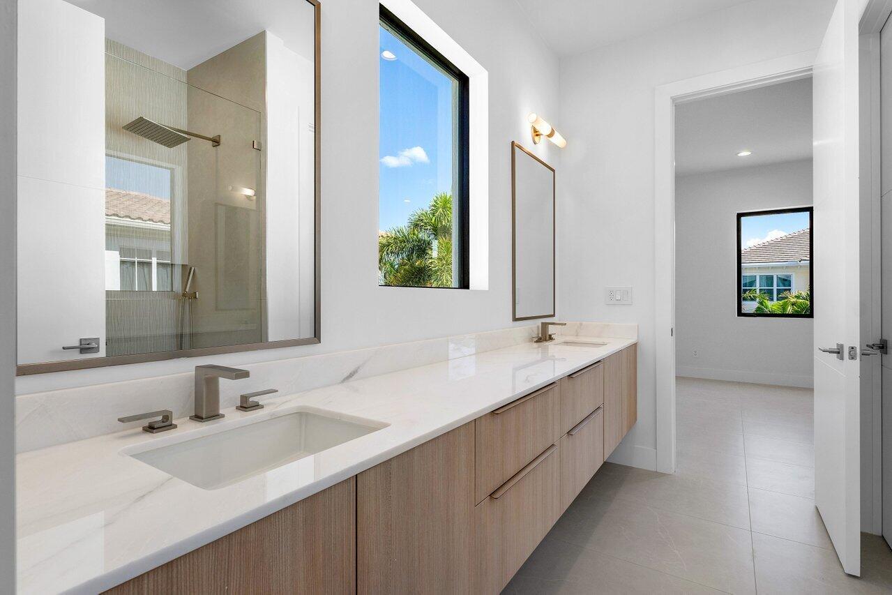 BOCA VILLAS SEC B - Residential