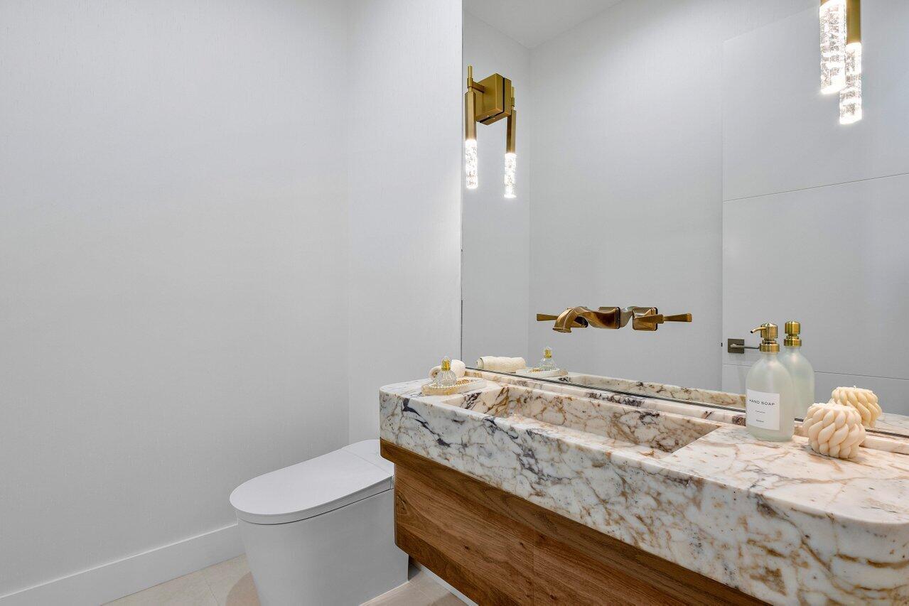 BOCA VILLAS SEC B - Residential