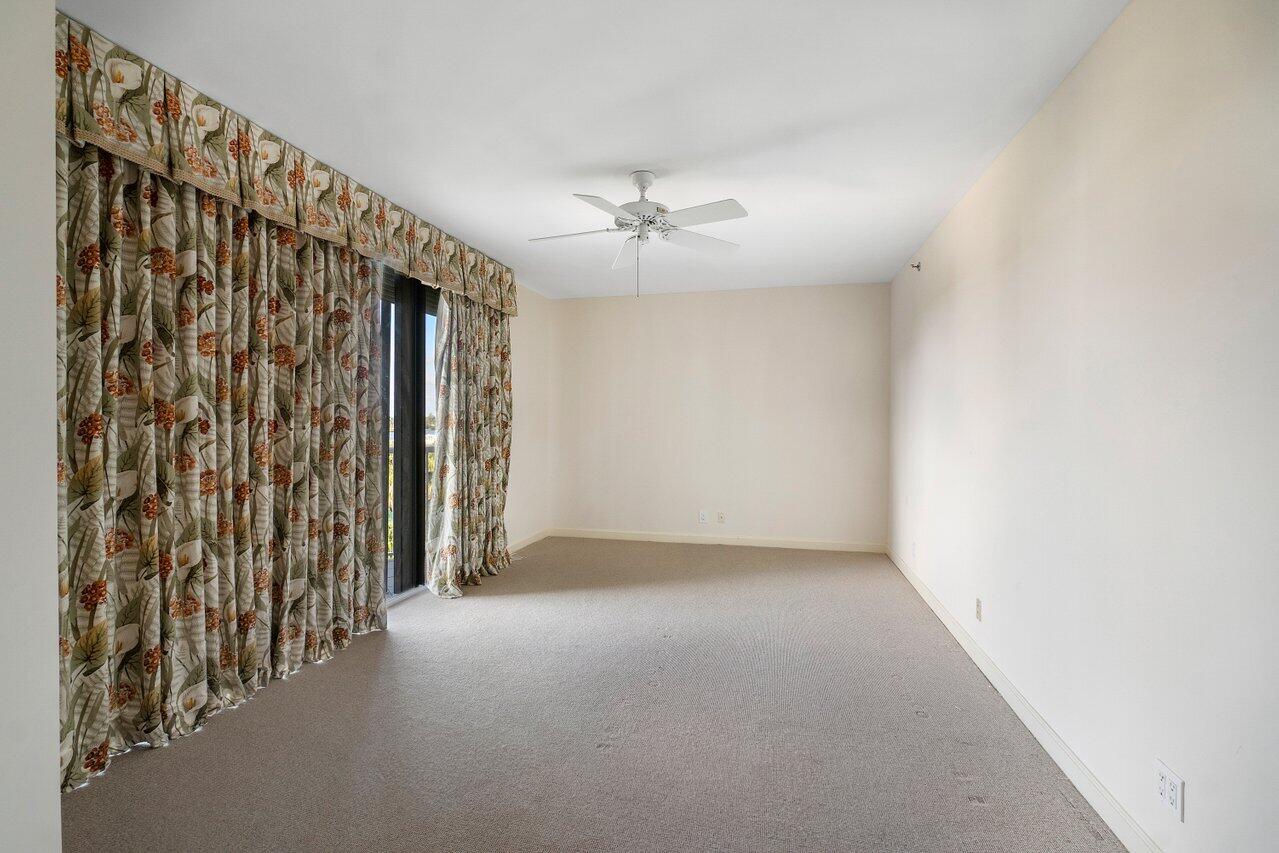 TWENTY SEVEN SEVENTY SOUTH OCEAN BOULEVARD COND DE - Residential