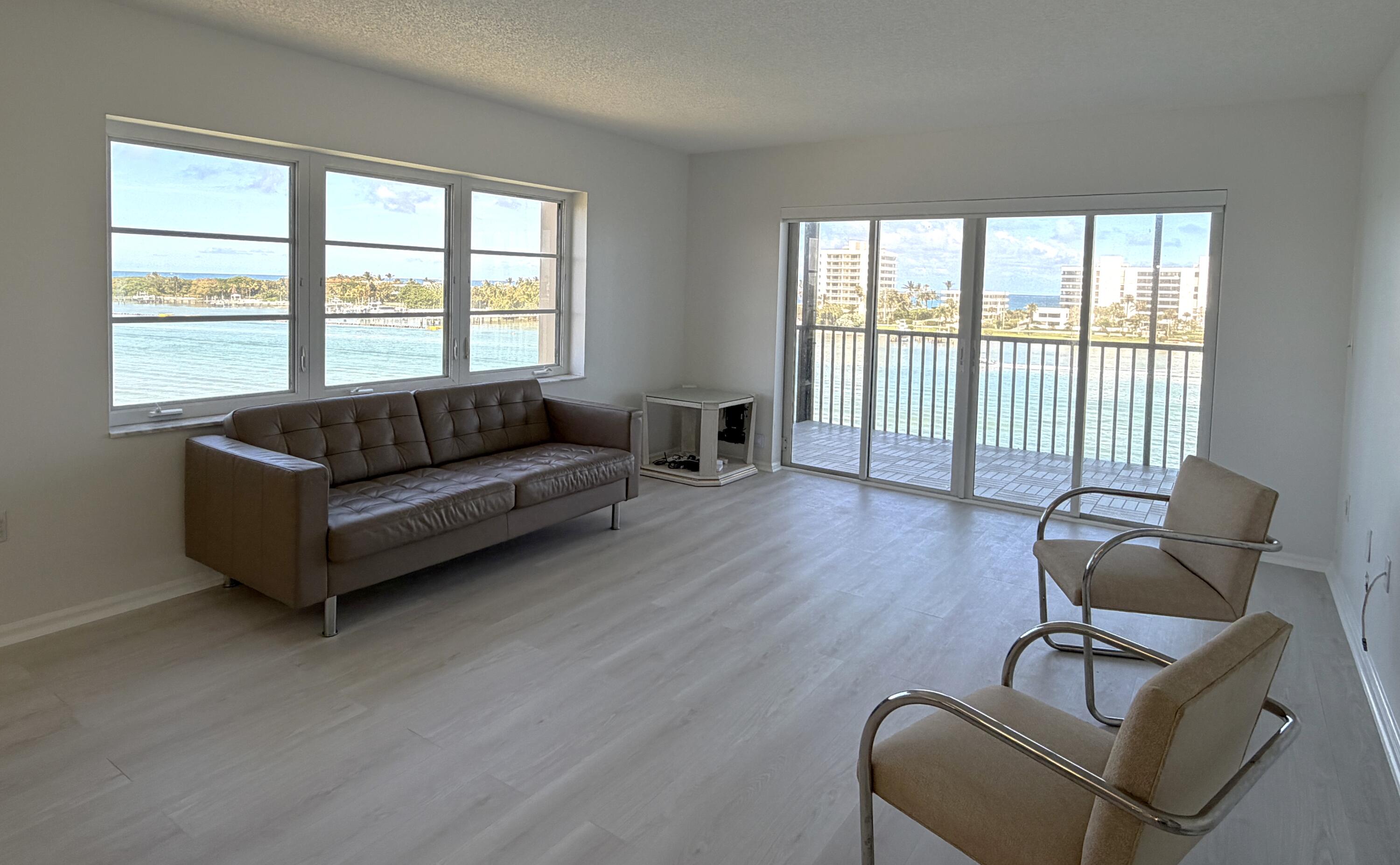 BROADVIEW CONDO - Residential