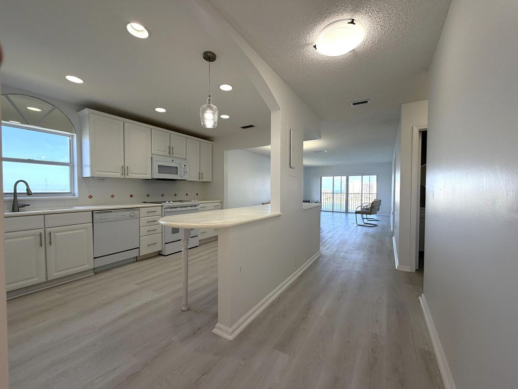 Photo of 100 Intracoastal Place #501, Jupiter, FL 33469 (MLS # B26026646)