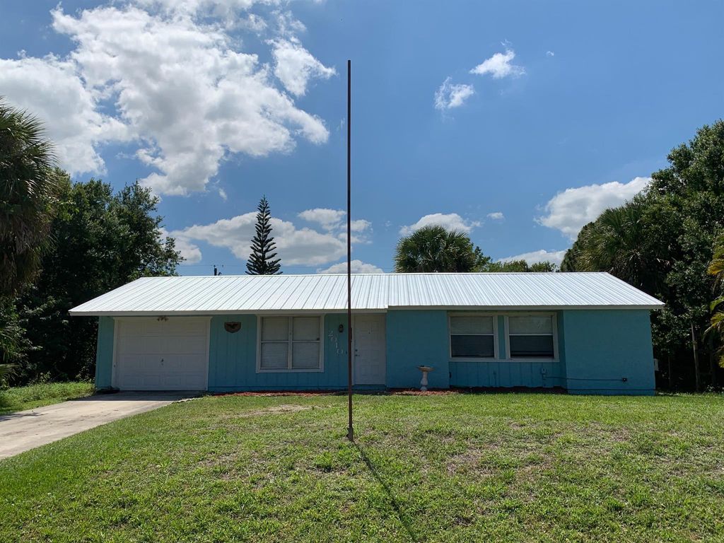 Photo of 2010 SW Beauregard Street, Port St Lucie, FL 34953 (MLS # R10913932)