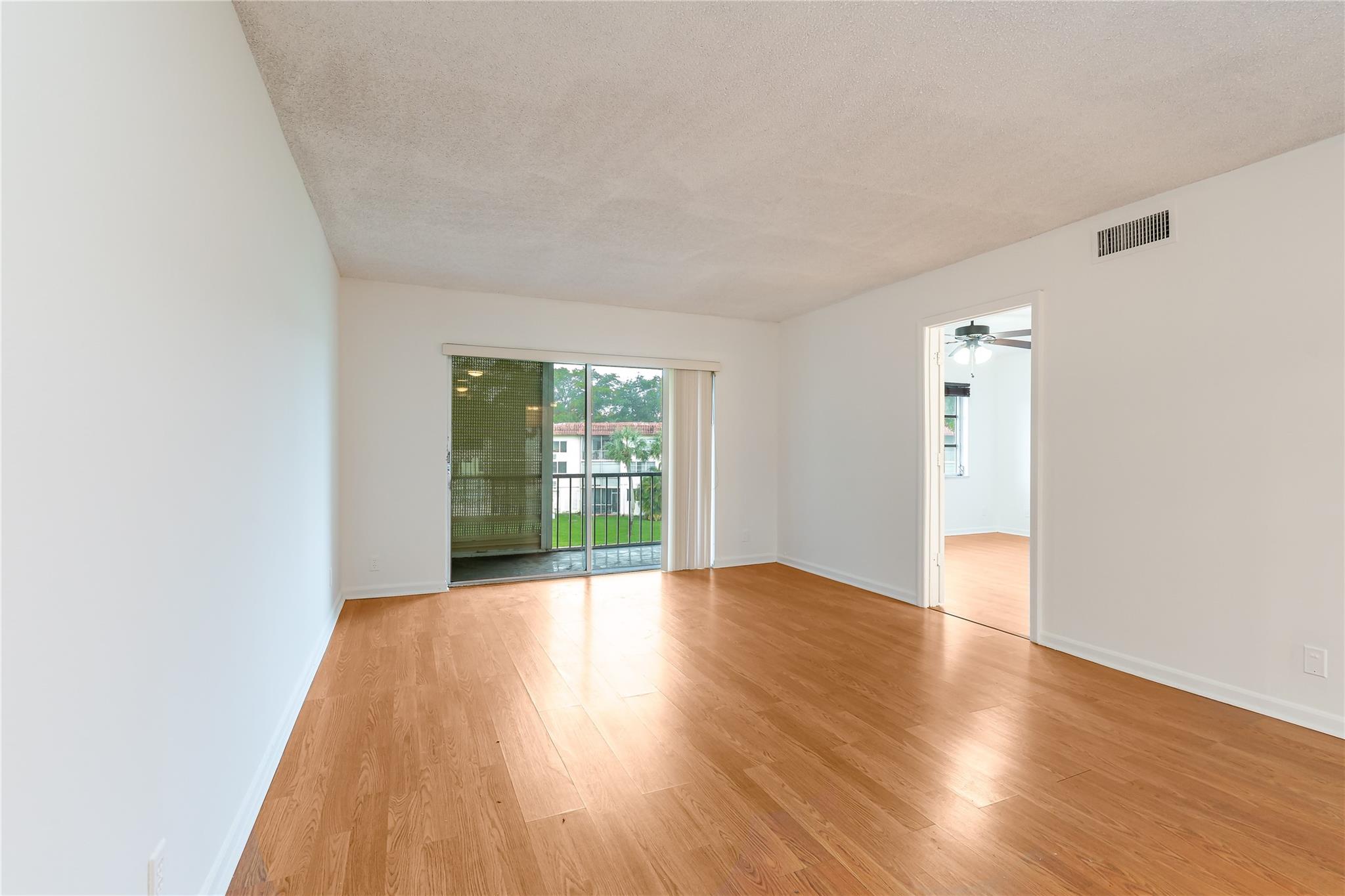 Hollybrook Golf & Tennis - Residential Lease