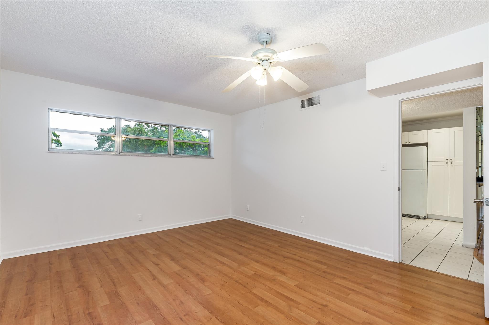 Hollybrook Golf & Tennis - Residential Lease