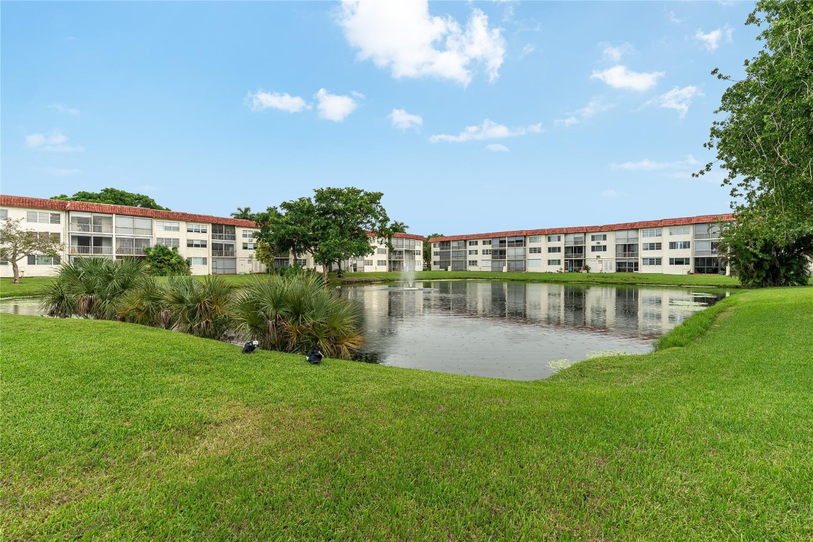 Hollybrook Golf & Tennis - Residential Lease